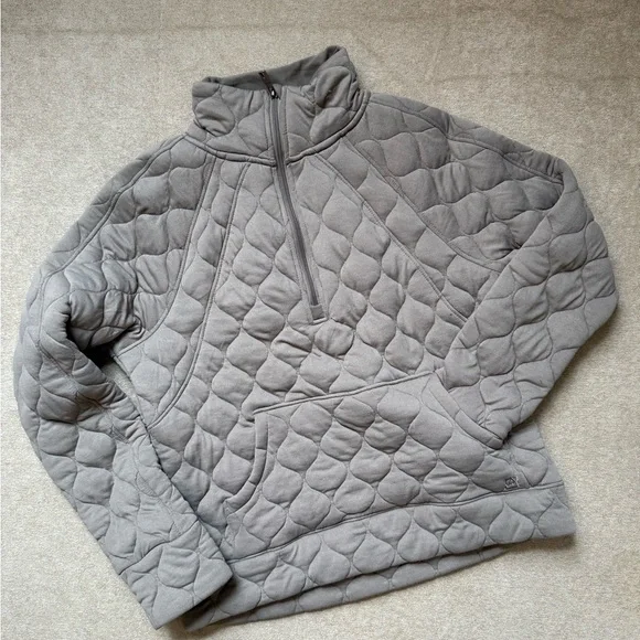 Quilted Half Zip Pullover | Cozy Lightweight Jacket - Picture 1 of 6